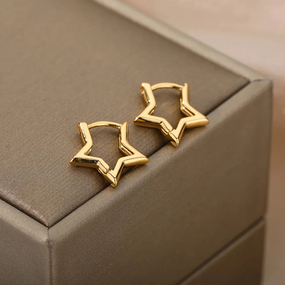 Boucles d’Oreilles Femme Dorées en Acier Inoxydable & Zircons – Élégantes et Tendance