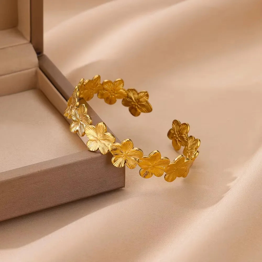Bracelet Manchette Femme en Acier Inoxydable – Collection Dorée Tendance