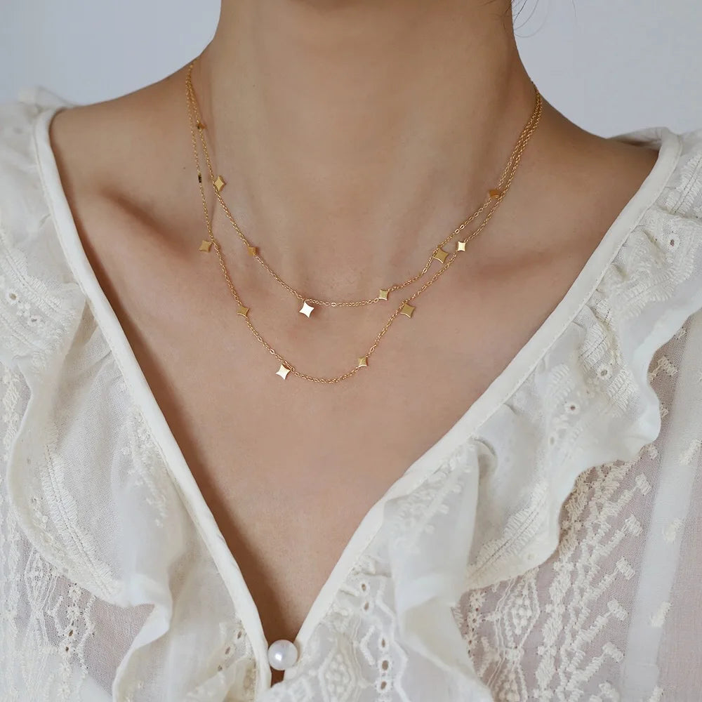 Collier Éclat Céleste – Acier Inoxydable Doré 18K