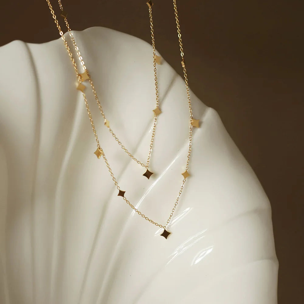 Collier Éclat Céleste – Acier Inoxydable Doré 18K
