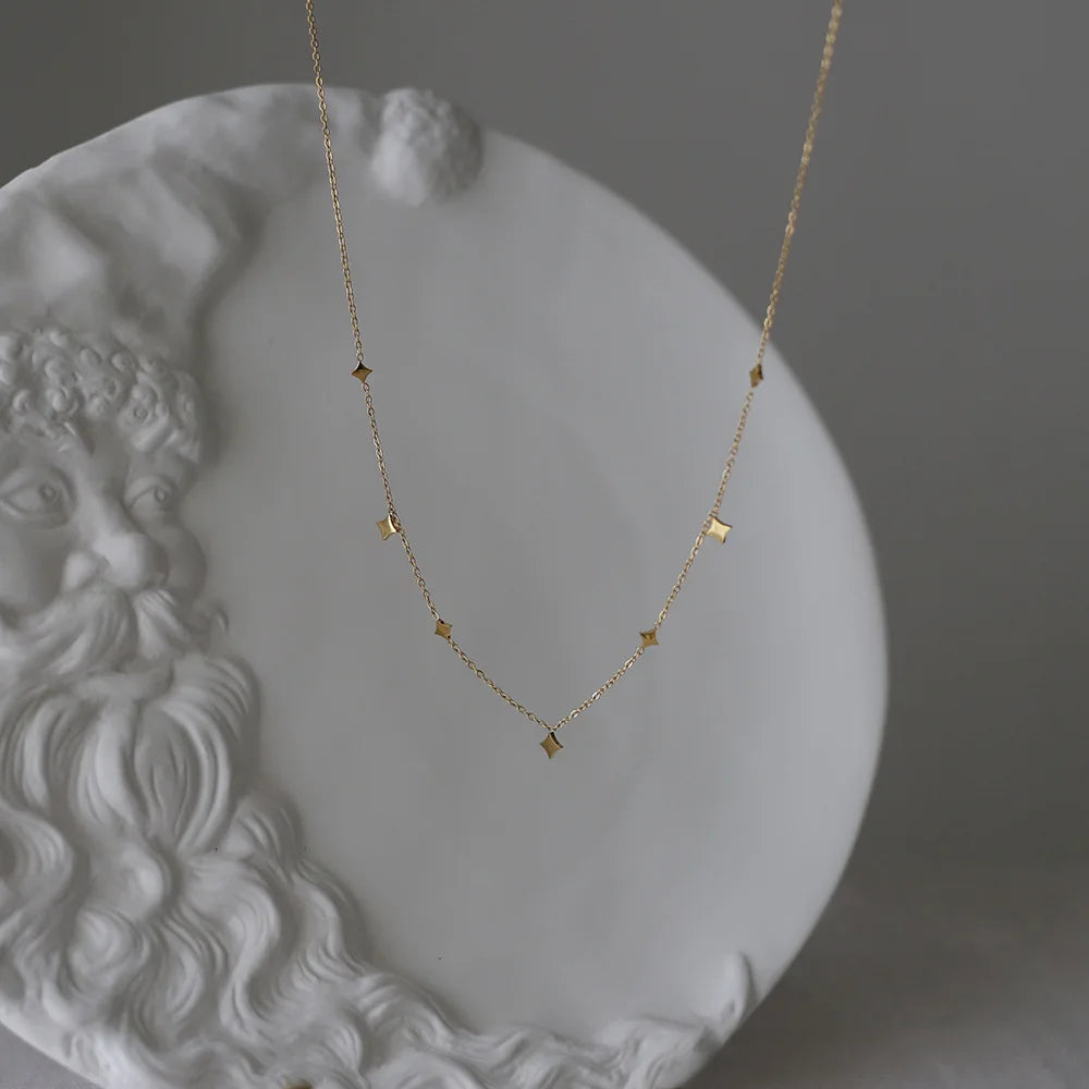 Collier Éclat Céleste – Acier Inoxydable Doré 18K