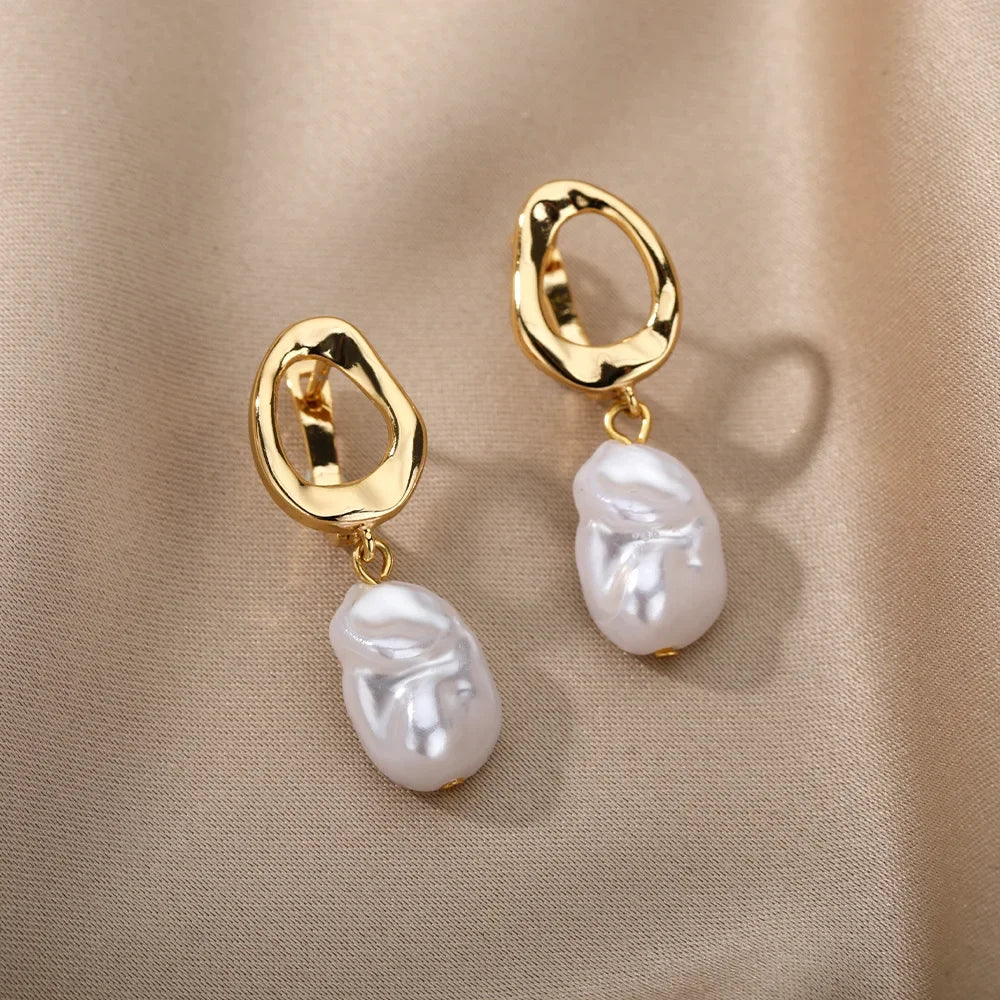 Boucles d’Oreilles Femme Dorées en Acier Inoxydable & Zircons – Élégantes et Tendance