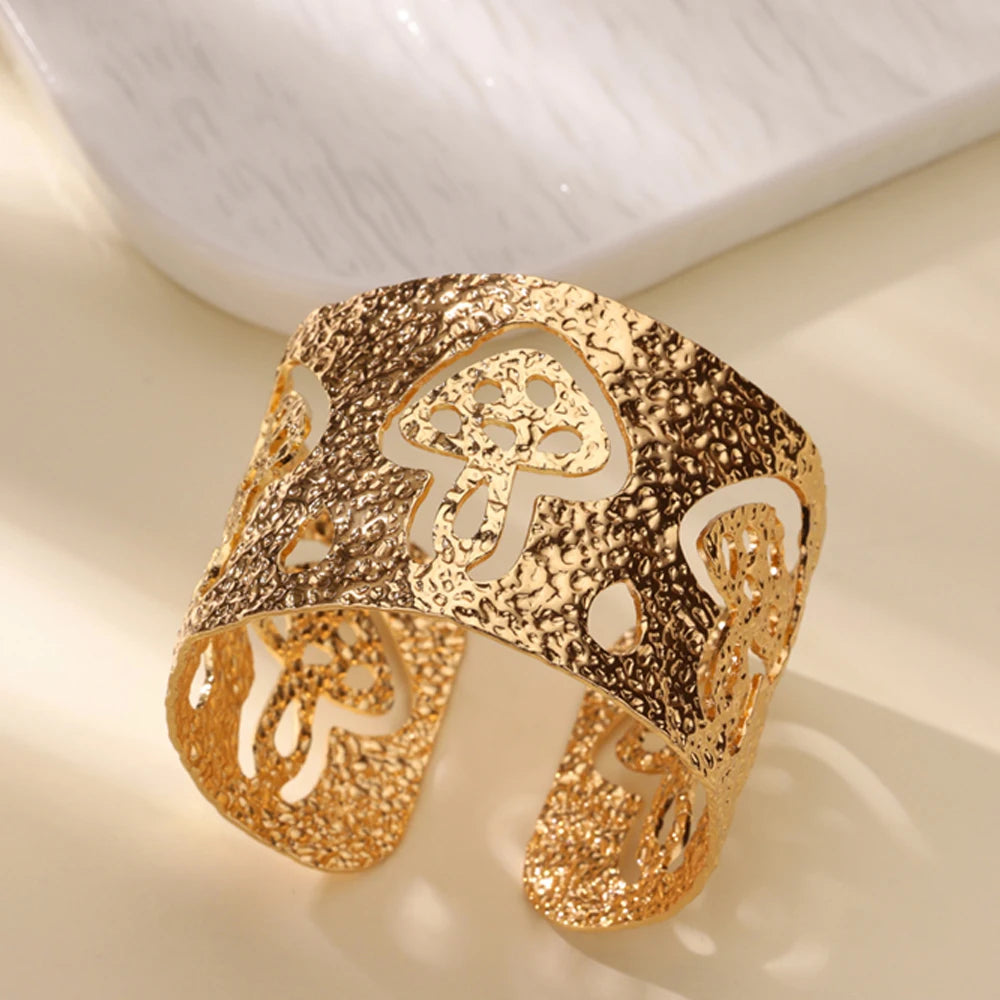 Bracelet Manchette Femme en Acier Inoxydable – Collection Dorée Tendance