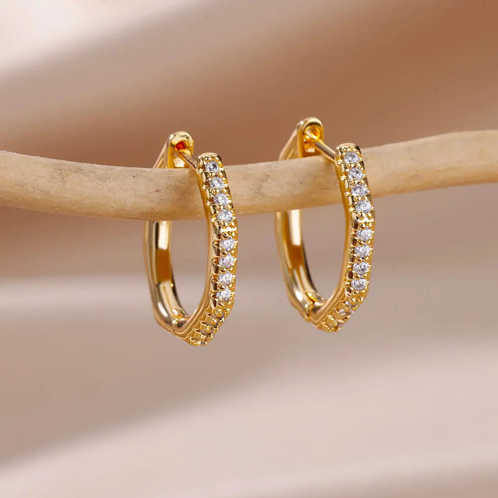 Boucles d’Oreilles Femme Dorées en Acier Inoxydable & Zircons – Élégantes et Tendance