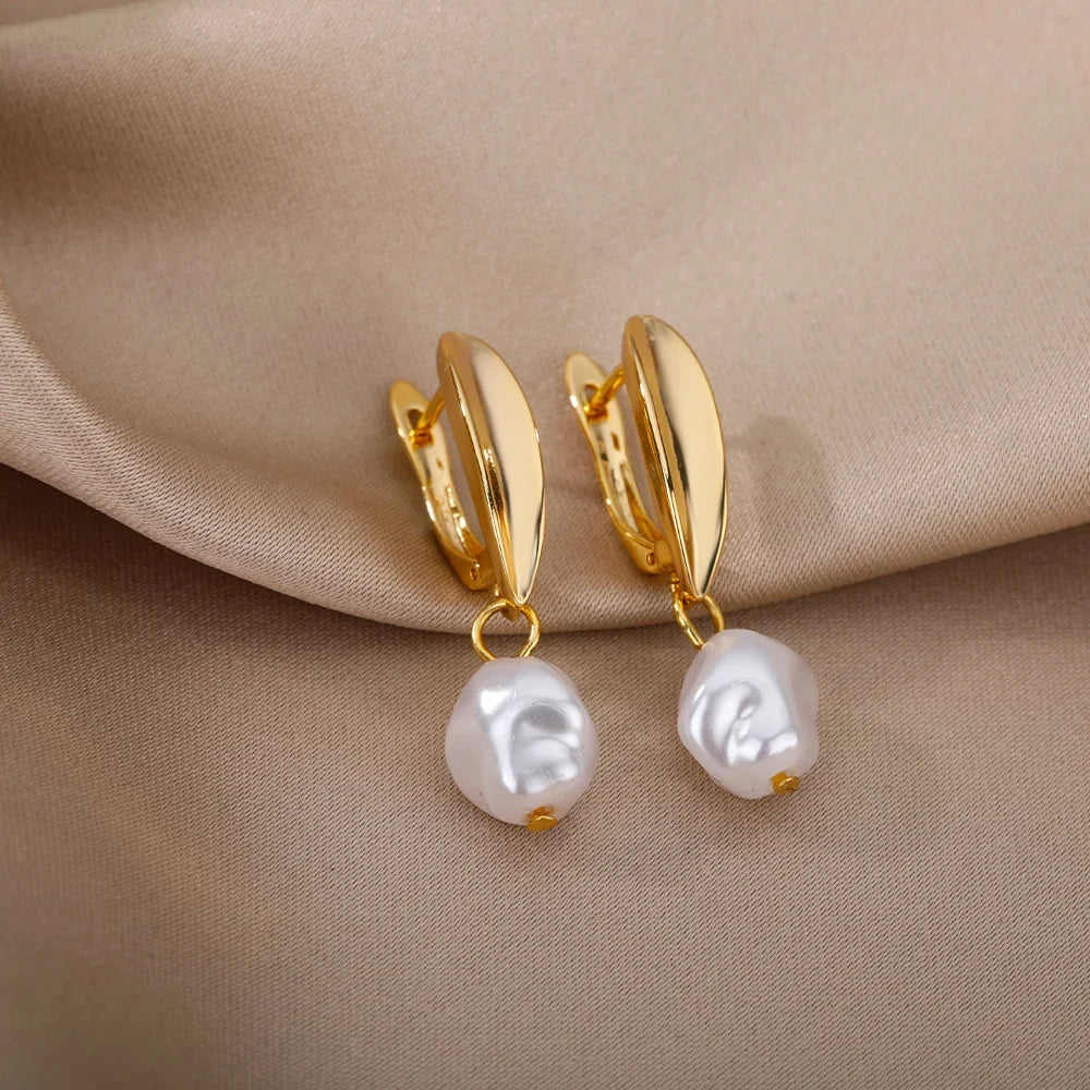 Boucles d’Oreilles Femme Dorées en Acier Inoxydable & Zircons – Élégantes et Tendance